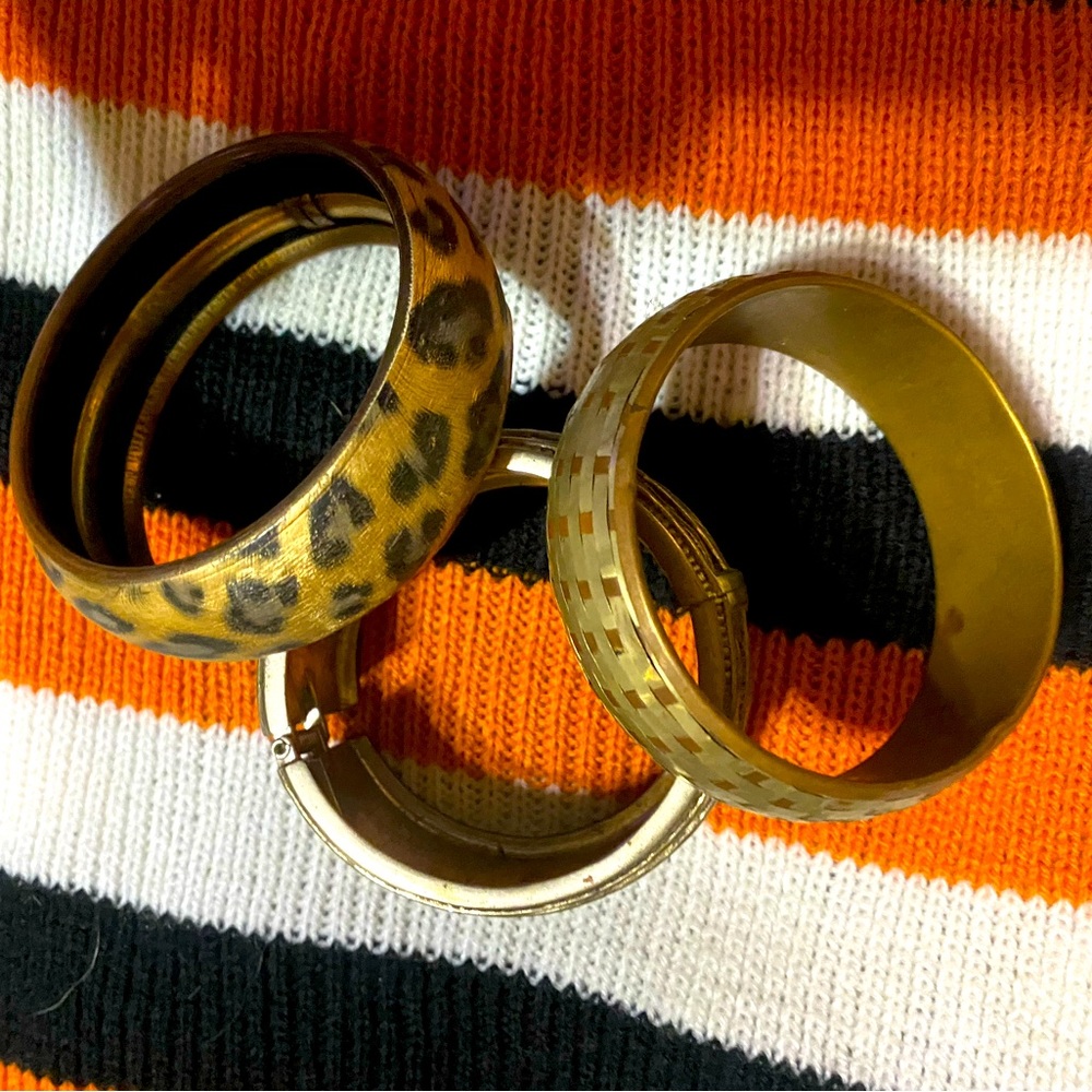 Set of bracelets